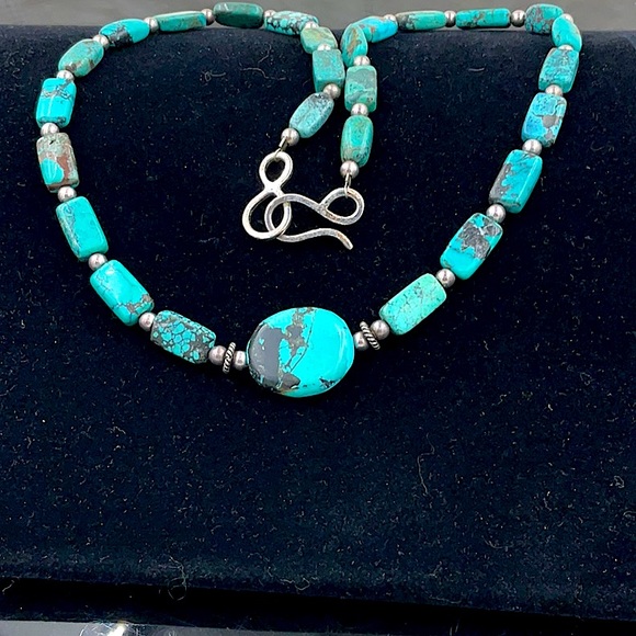 Vtg.20”Turquoise Necklace With Rectangle Shaped Stones&Round Center Stone - Picture 4 of 5